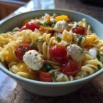 Easy Caprese Pasta Salad