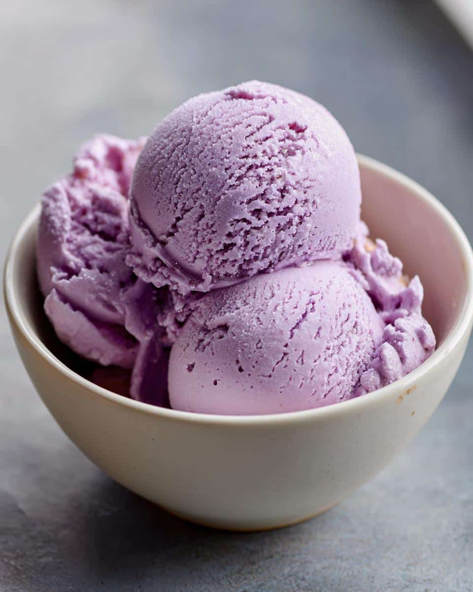 lavender ice cream - detail 1